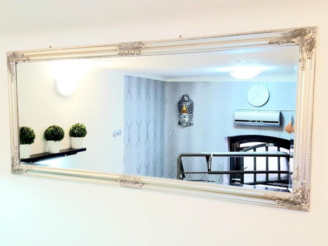 בודפשט Like Studio City Centrum, Wifi, Terrace מראה חיצוני תמונה